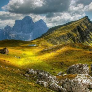 The circadian rhythm method: bio-hack your day with Ayurveda. Created by Red Pantz.