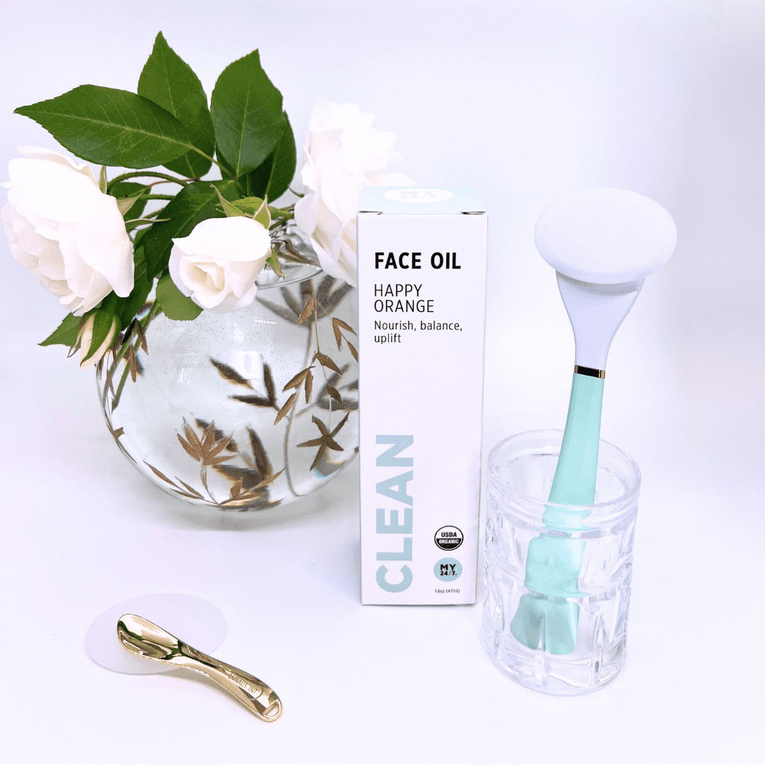 Special bundle: MY24/7 HAPPY ORANGE face oil, organic and LUNAESCENT skin care applicator - Image 2